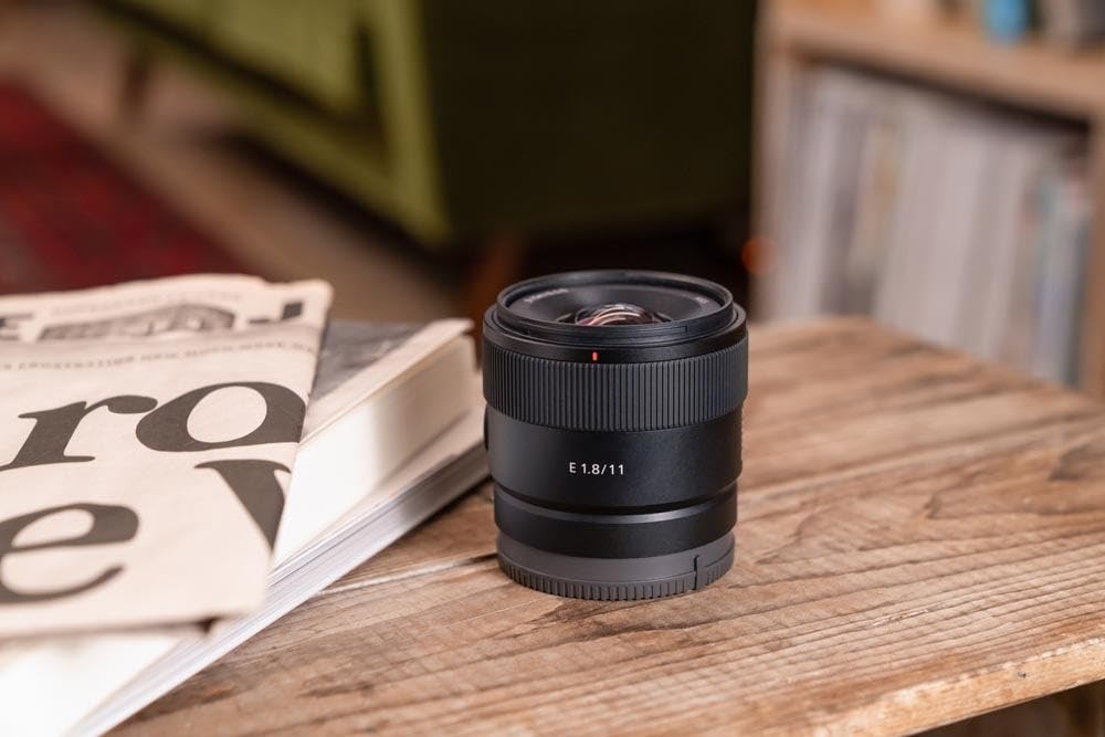 sony-sel11f18-11mm-f1-8-aps-c-ultra-weitwinkel-festbrennweiten-objektiv-e-mount- image 4