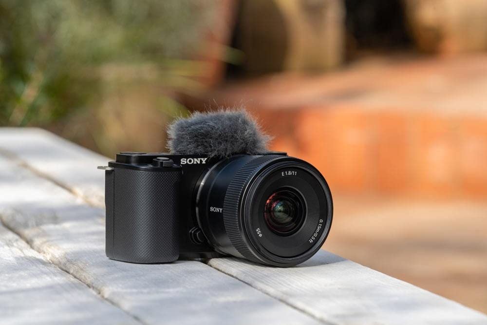 sony-sel11f18-11mm-f1-8-aps-c-ultra-weitwinkel-festbrennweiten-objektiv-e-mount- image 8