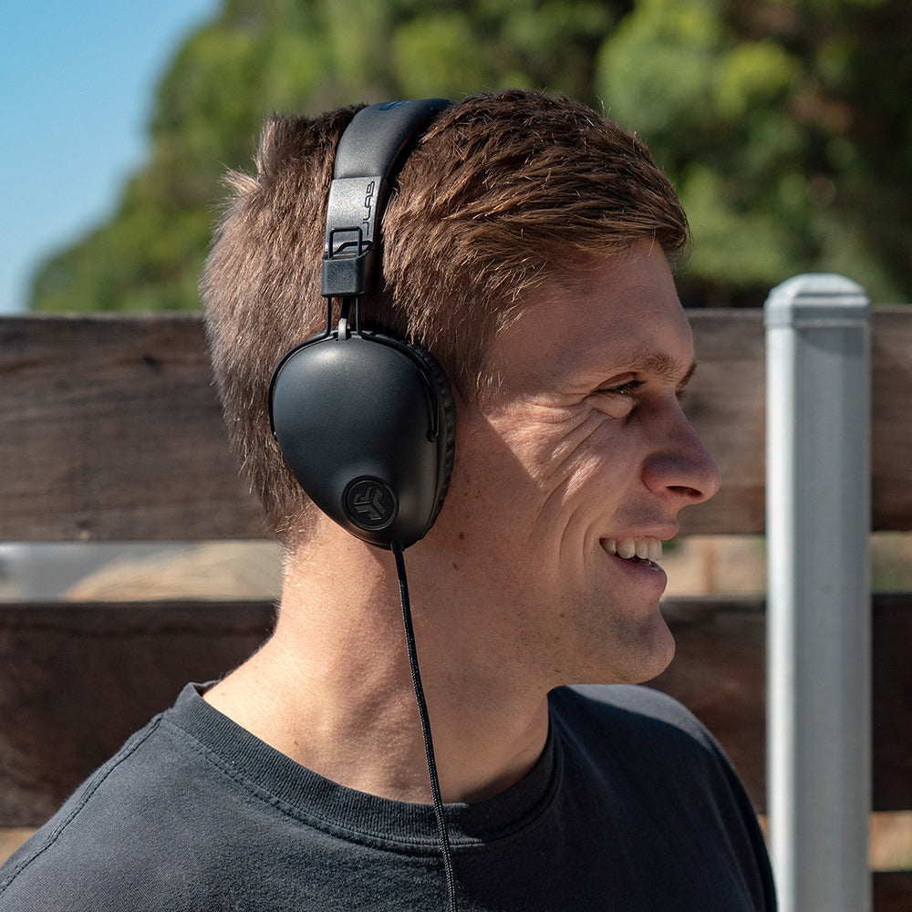 jlab-studio-pro-over-ear-kopfh-rer-kabelgebunden-schwarz-40-mm-treiber-c3-sound- image 2