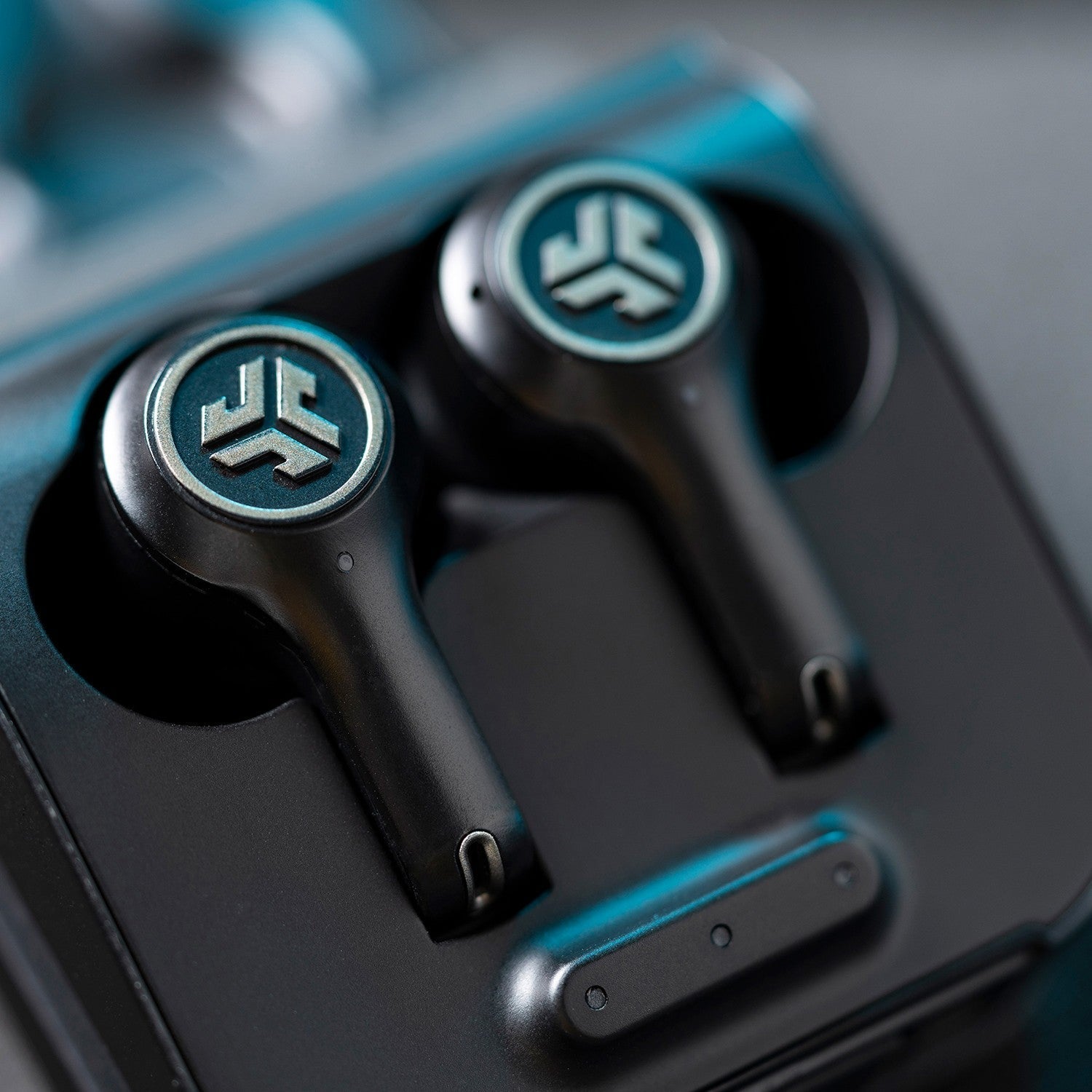 jlab-epic-air-anc-true-wireless-earbuds-2-generation-schwarz-hybrid-anc-48-std-t image 3